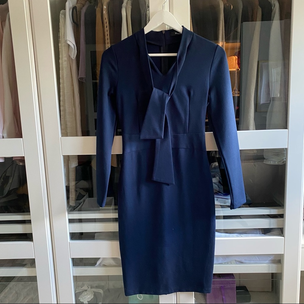Blue dress with tie. New.
